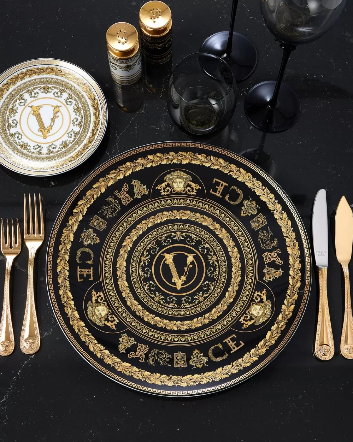 Versace Assiette De Presentation Virtus Gala 33 Cm