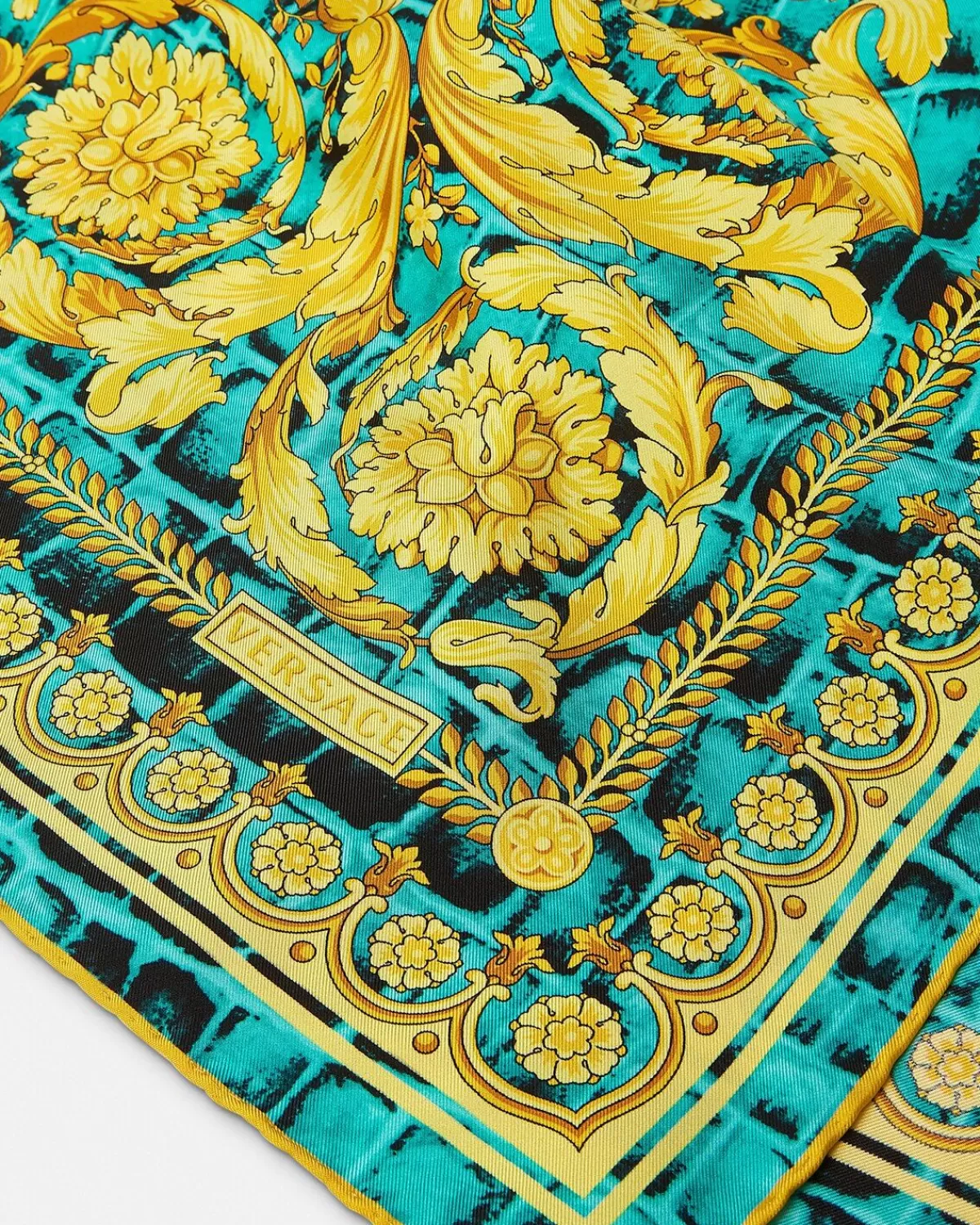 Homme Versace Grand Foulard En Soie Baroccodile 90 Cm