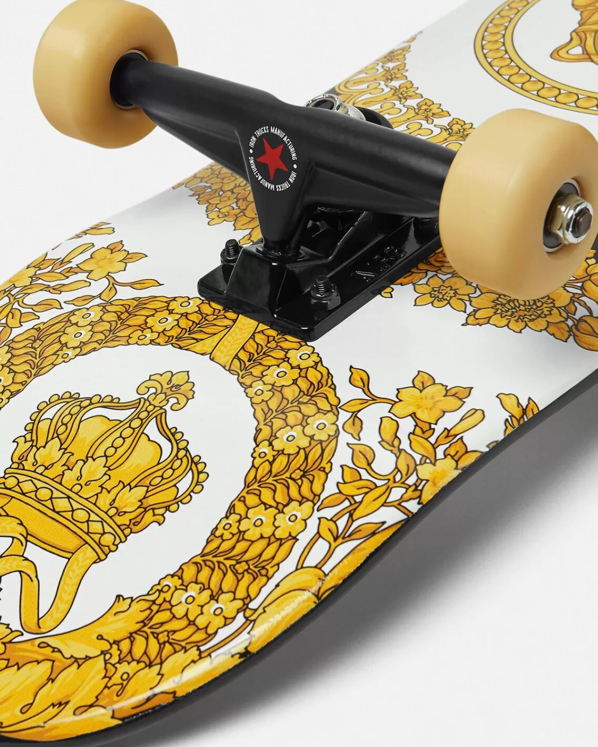 Versace Skateboard Barocco